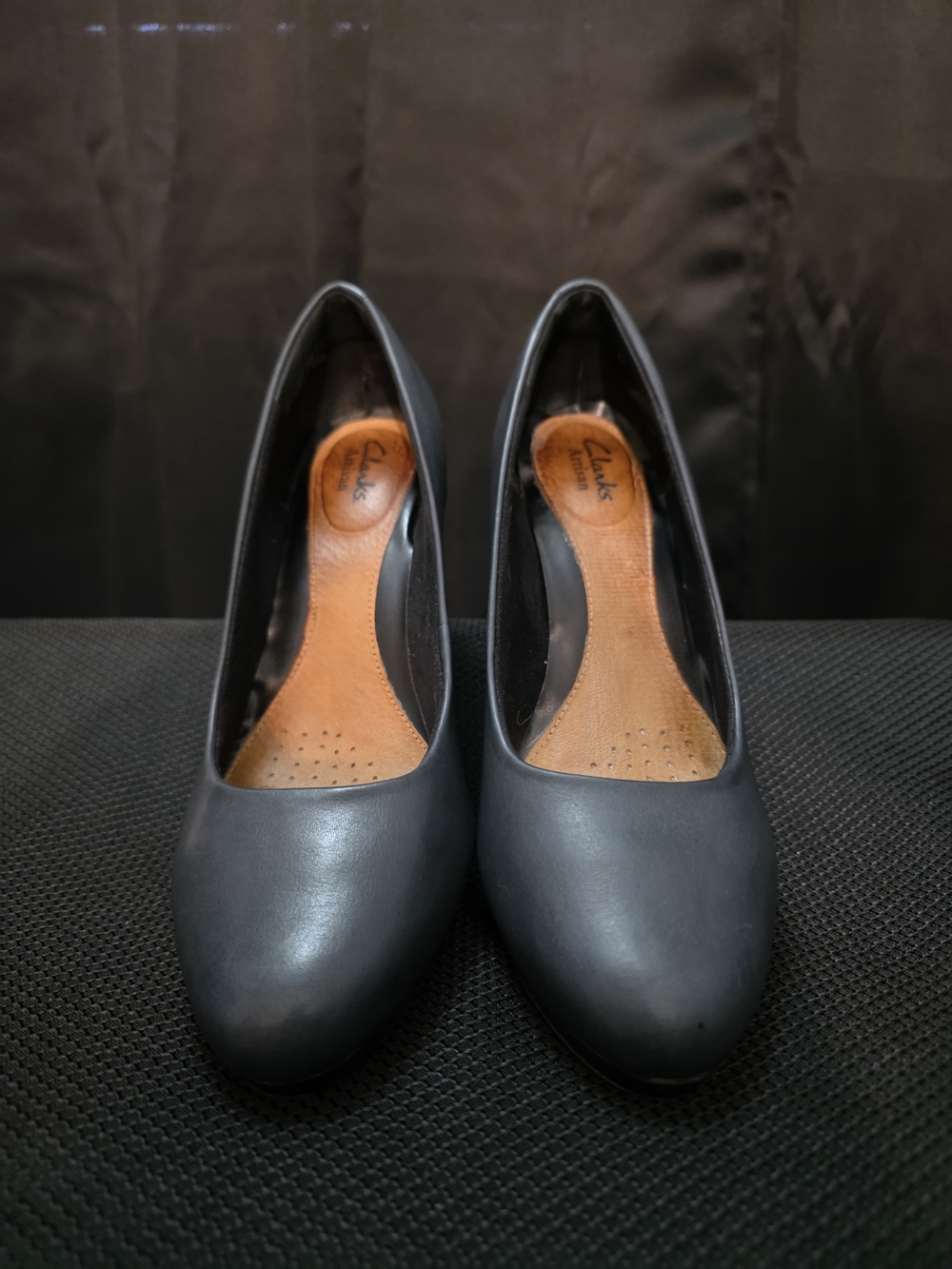 Clarks Women’s Dark Blue Leather Heels with Padded Insole